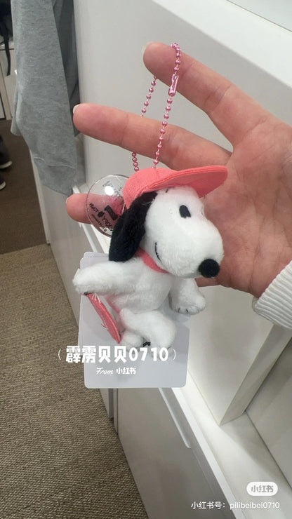 Snoopy｜原宿限定粉帽帽史努比挂件｜约W7.5xH9xD5.5c?m