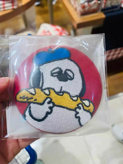 Snoopy史努比｜PEANUTS x Afternoon Tea下午茶联名巴黎铁塔系列Olaf奥拉夫吃面包刺绣随身镜