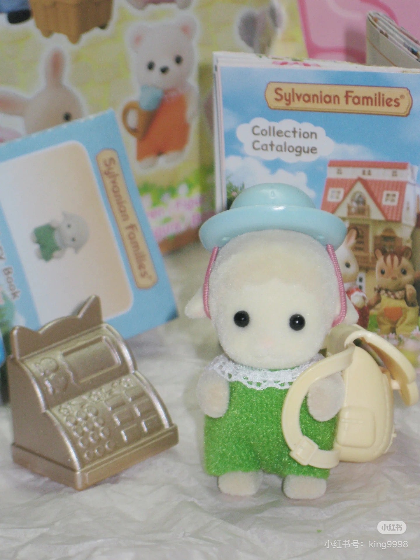 SylvanianFamilies森贝儿家族｜Sheep Baby绵羊宝宝包包帽子站宝套装/四肢可动/玩具/过家家5620