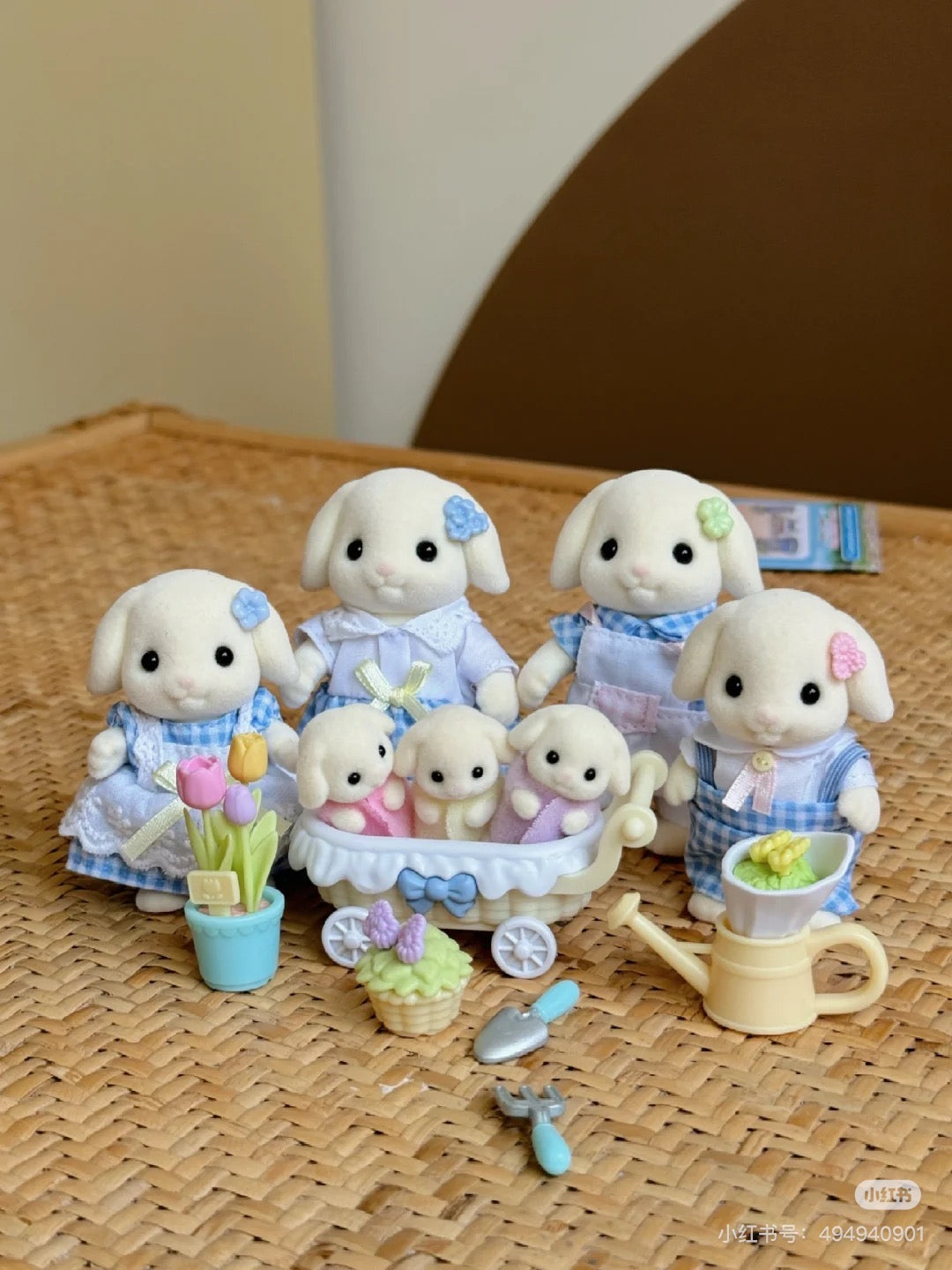 SylvanianFamilies森贝儿家族｜Blossom Gardening Set - Flora Rabbit Brother &amp; Sister芙罗拉兔家族/垂耳兔花卉园艺套组5736