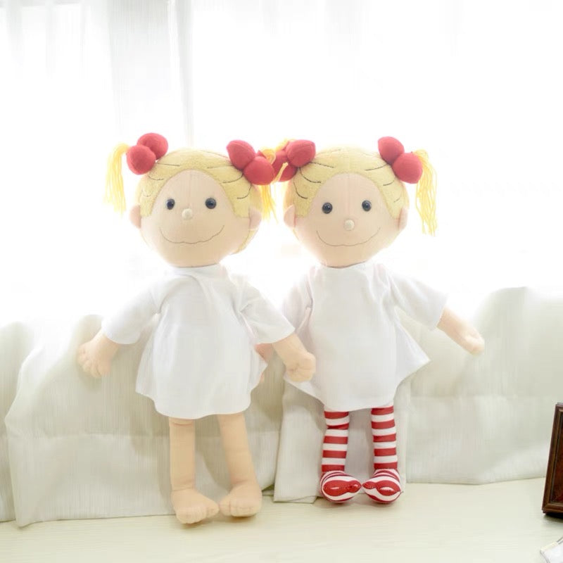 Greeting Life｜Coco-chan Large Plush Toy with Heart Embroidery｜290 x 190 mm approx.
