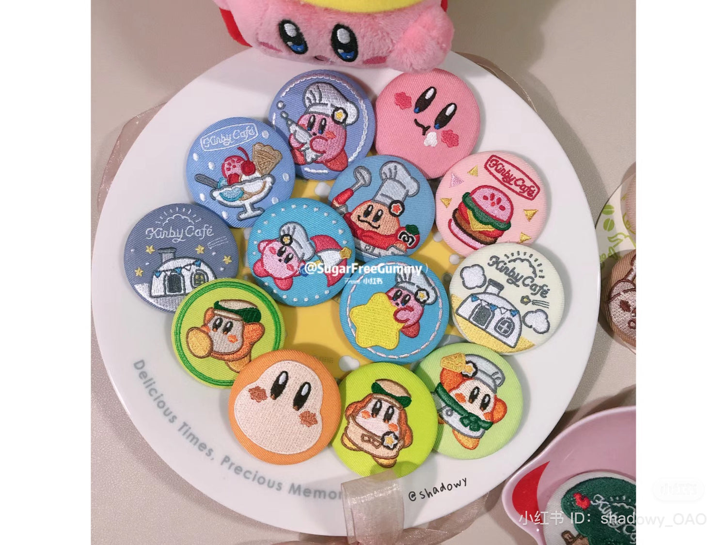 Kirby｜Embroidered Badge Collection Vol.01 Kirby Café Limited Edition星之卡比咖啡厅限定刺绣徽章/吧唧盲盒/全12种｜1枚入