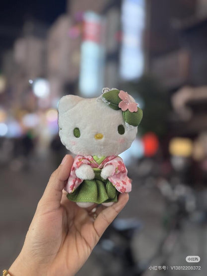 Sanrio三丽鸥｜Mascot Holder/ Matcha Sakura Kimono抹茶和服系列毛绒玩偶挂件/包挂｜约90×120×60mm
