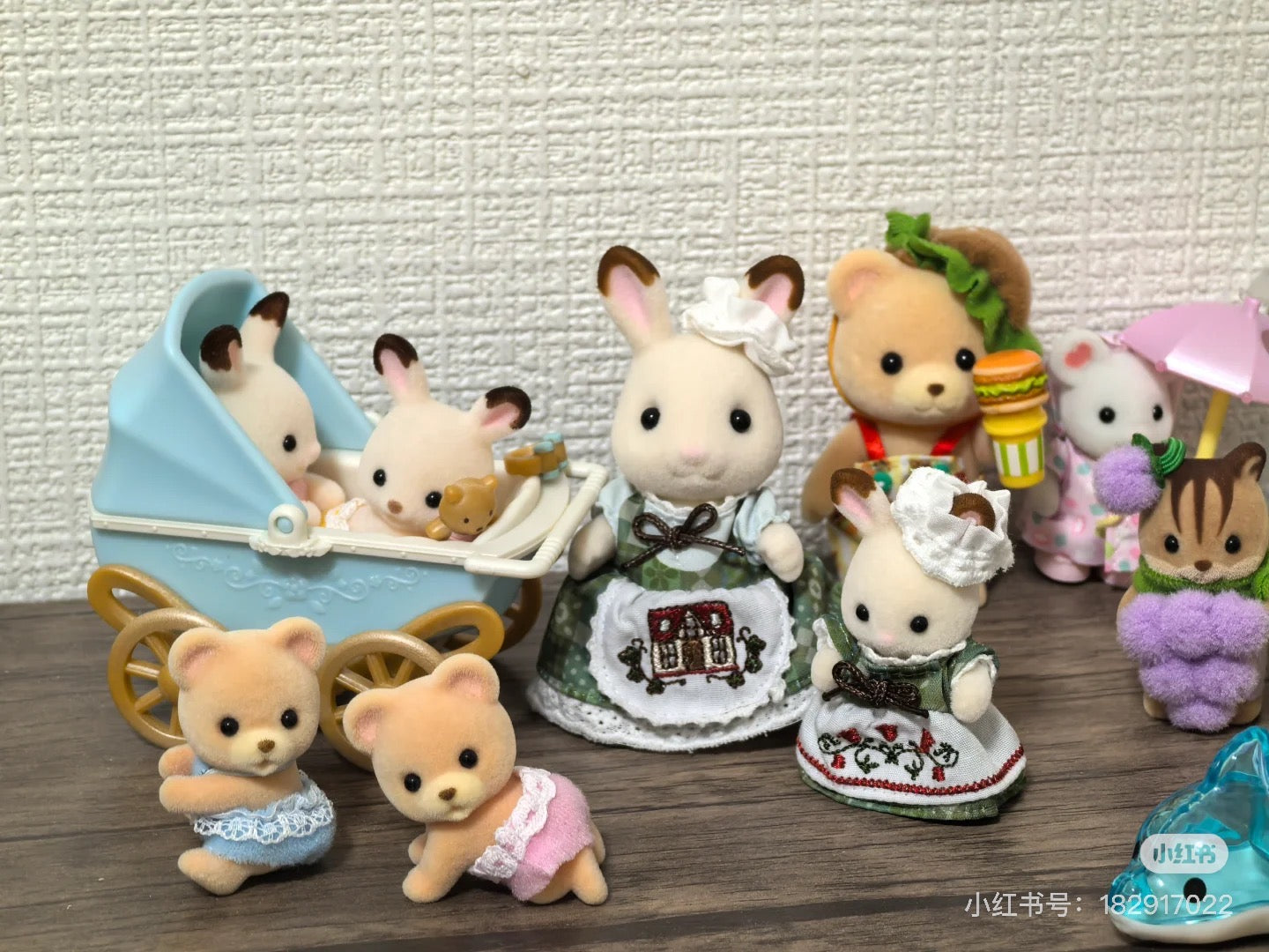 SylvanianFamilies｜CHOCOLATE RABBIT HOME EMBROIDERY Calico Critters Epoch