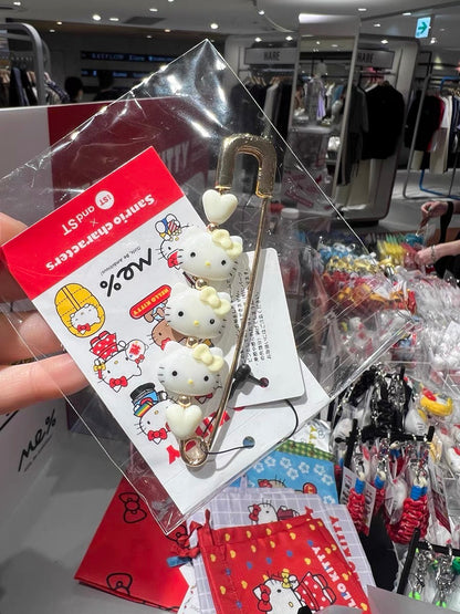 Sanrio｜Hello Kitty x me% brooch