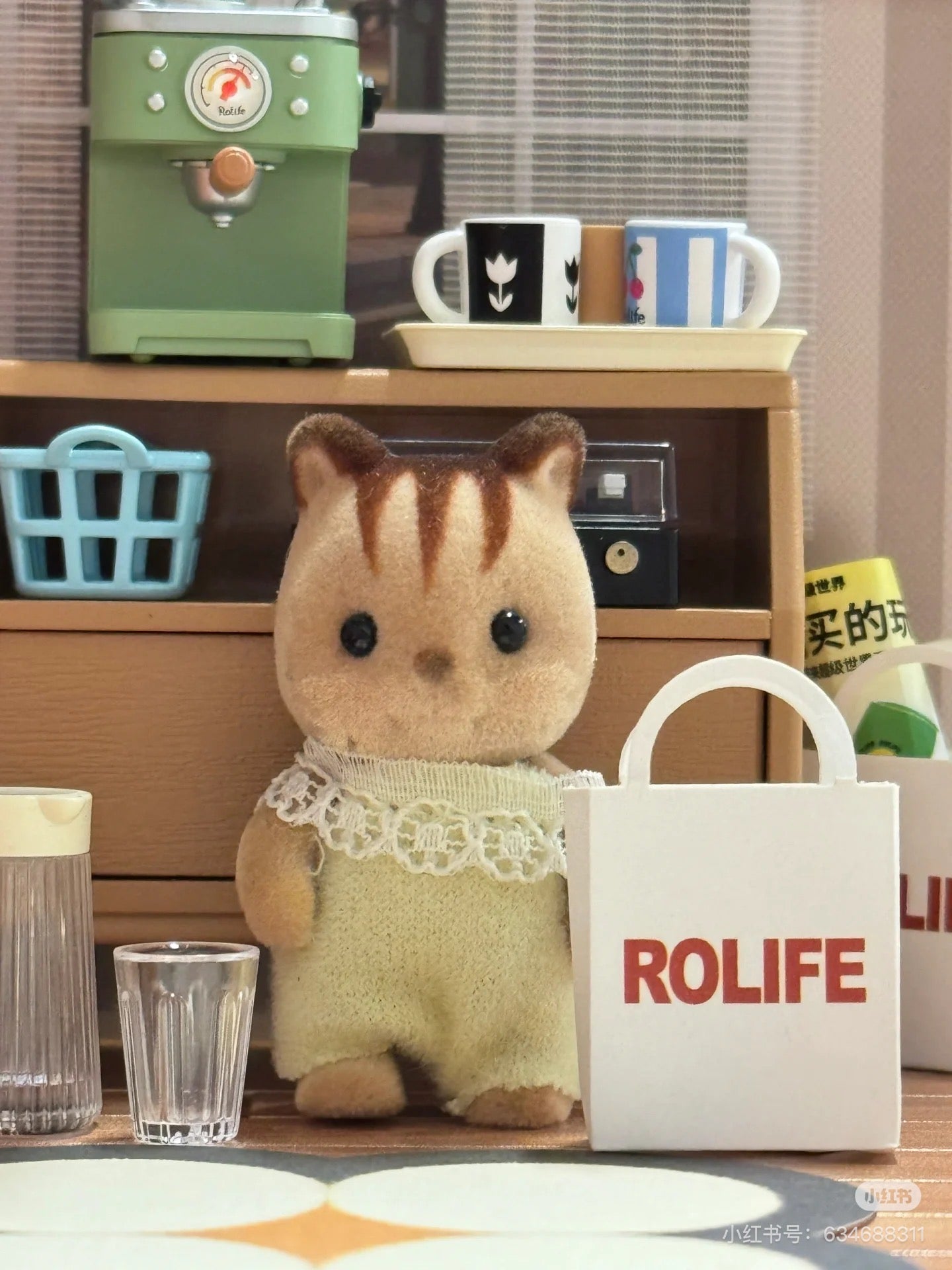SylvanianFamilies｜Baby Walnut Squirrel Doll