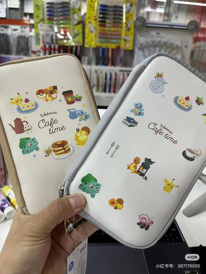 Pikachu皮卡丘｜Flat Multi Case Pouch - Cafe Time 咖啡时光皮质感扁平多用双拉链保护套/笔袋/收纳包｜约110×190×30mm