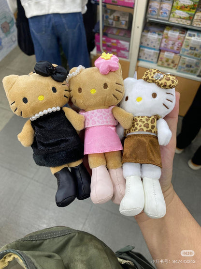 【limit 1】Hello Kitty｜Sanrio Gogo Gal Collection Mascot Holder /Plush Keychain｜7.5×4×15cm approx.