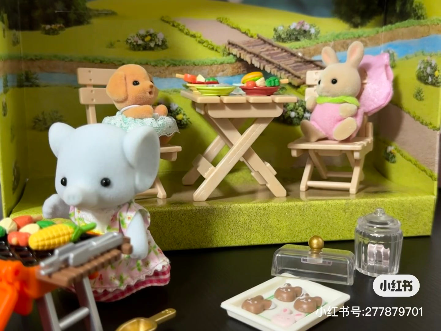 SylvanianFamilies｜Elephant Girl BBQ Picnic Set 5640