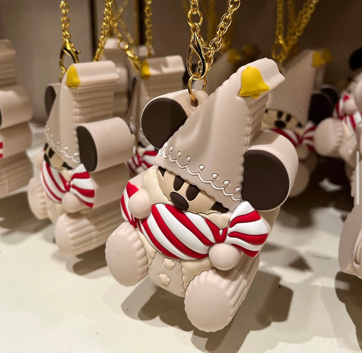 Disney迪士尼 ｜Merry Lil RingRing Mickey东迪2024圣诞精灵妖精米奇系列硅胶零钱包挂件/包挂/背面有拉链