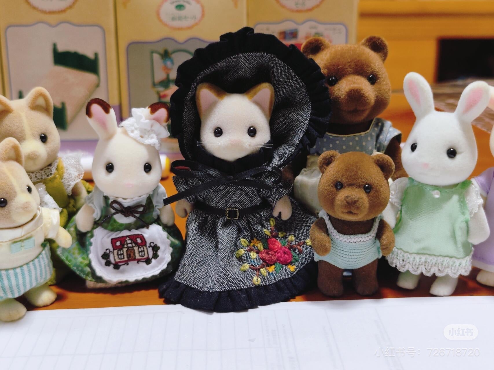 SylvanianFamilies｜CHOCOLATE RABBIT HOME EMBROIDERY Calico Critters Epoch