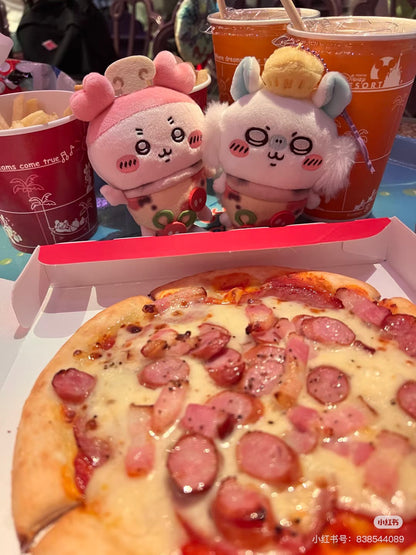 Chiikawa 吉伊卡哇｜Plush Keychain  Pizza Ver万圣节限定披萨系列毛绒玩偶挂件/包挂｜约W80 x H125 x D45 mm