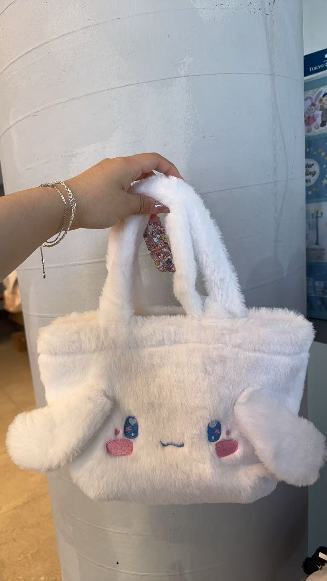 Sanrio三丽鸥｜Characters Fur Tote Bag星星眼可爱角色毛茸茸手提托特包｜约高20cm×底宽20cm×顶30cm