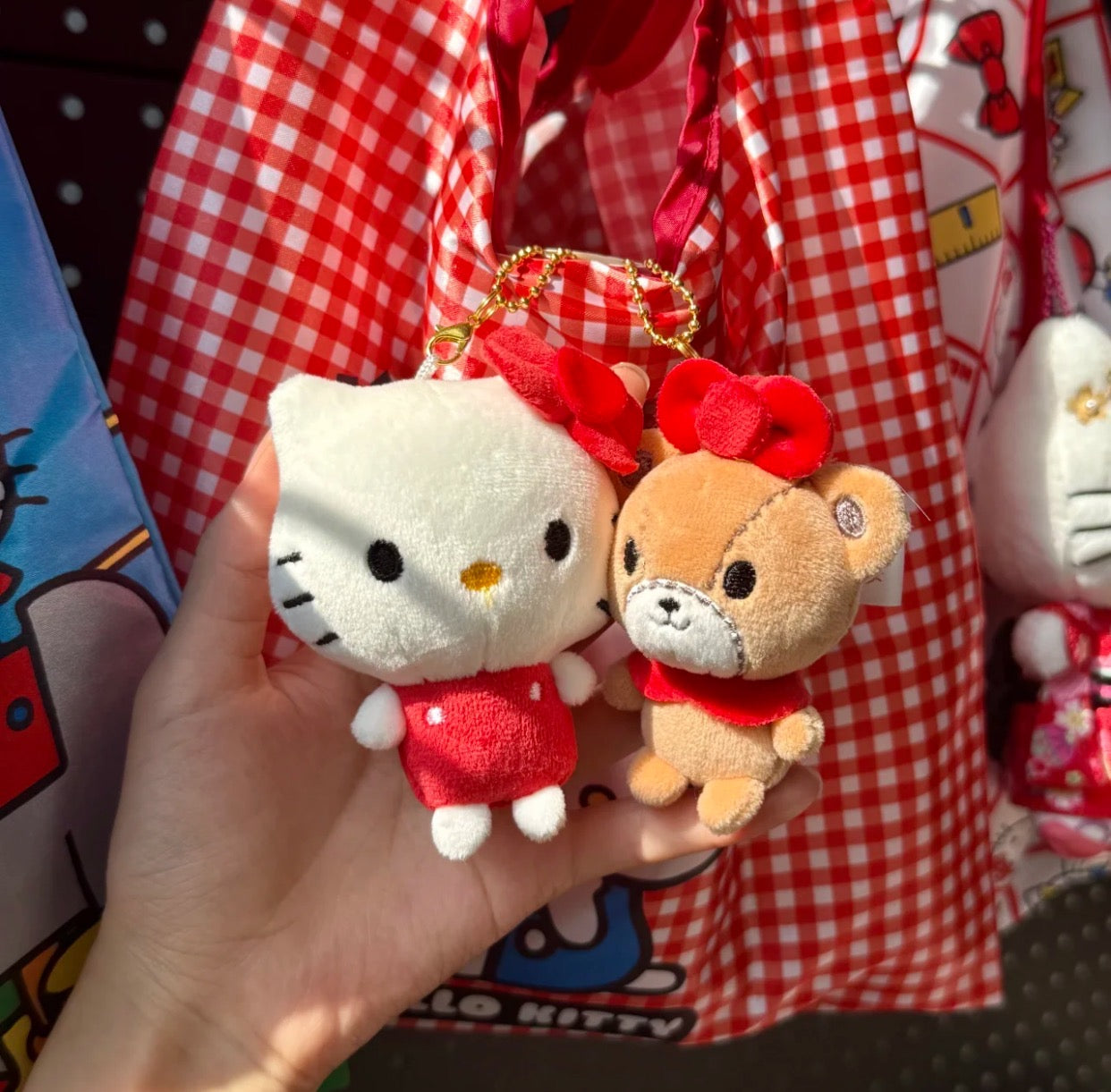 Nico Nui｜Sanrio Mascot Holder /Plush Keychain｜H6.3 x W6.1 x D2.6 approx.