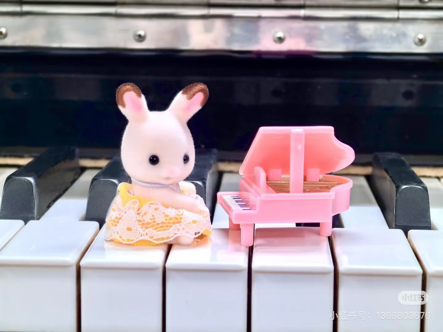 SylvanianFamilies｜baby house Chocolate Rabbit Piano B-32