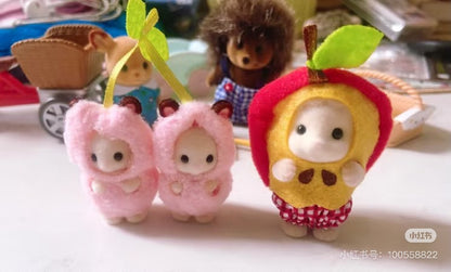 【limit 1】SylvanianFamilies｜Calico Critters Baby Sheep Apple Keychain