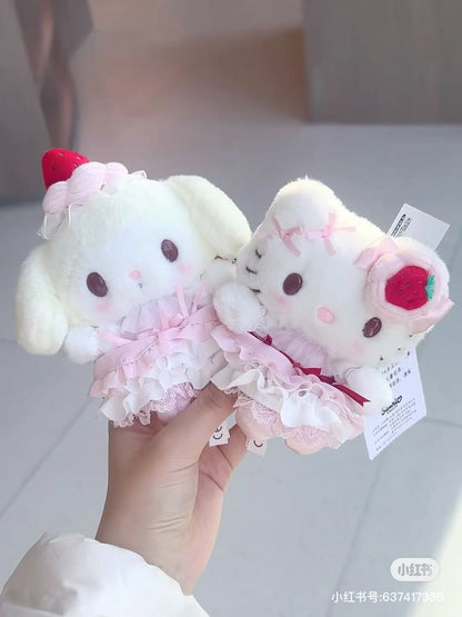 【limit 1】Sanrio｜Strawberry Whipped Cake Mascot Holder /Plush Keychain｜ 10×7.5×13.5cm approx.