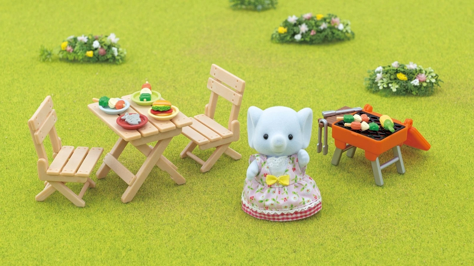 SylvanianFamilies｜Elephant Girl BBQ Picnic Set 5640