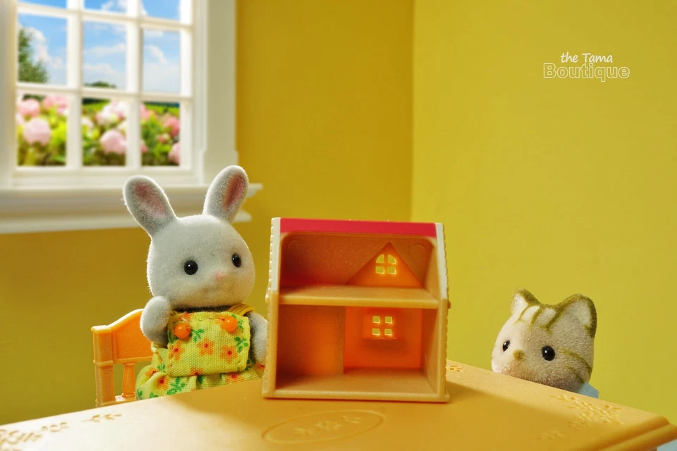 【limit 1】SylvanianFamilies｜Baby Rabbit and Rose Cottage Set
