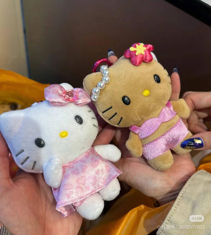 Hello Kitty凯蒂猫｜Sanrio Mascot Keychain with Tail / Gogo Gal Collection Leopard毛茸茸尾巴系列爱心扣豹纹凯蒂猫玩偶挂件/包挂｜约9.5×5.5×13.5cm