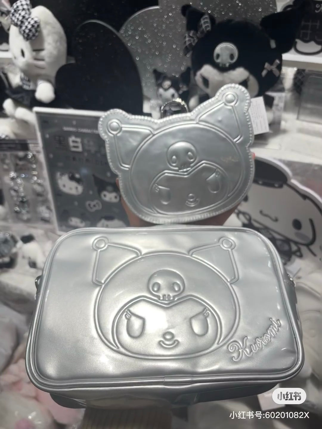 Sanrio三丽鸥｜ Face-shaped Pouch Monotone黑白印象千鸟格系列可爱角色爱心拉链脸型皮质感零钱包挂件/包挂/里面也有可爱图案｜约14.5×4×12.7cm