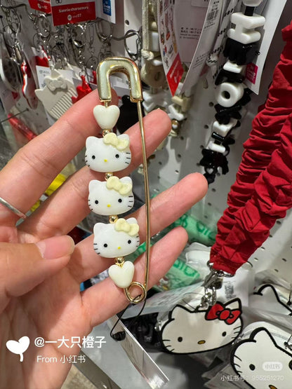 Sanrio｜Hello Kitty x me% brooch