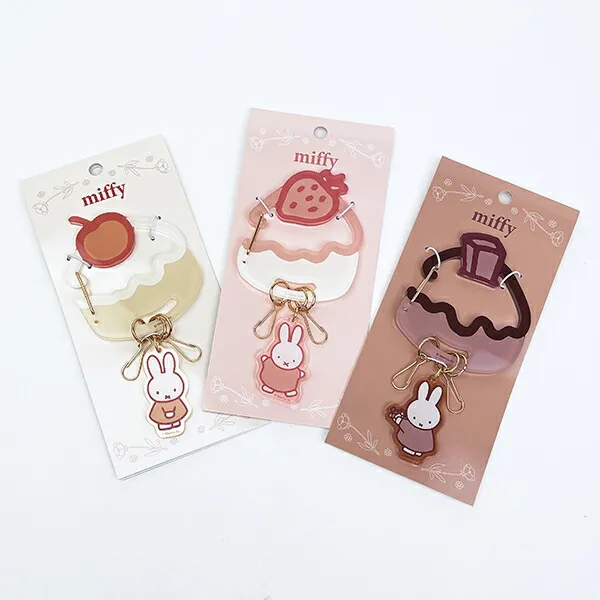 Miffy｜Acrylic Keychain/Keyring｜H80 x W70 x D10mm approx.