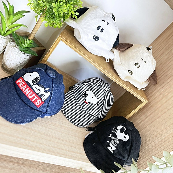 Snoopy｜PEANUTS Cap Mini Pouch｜H12 x W9 x D6cm approx.