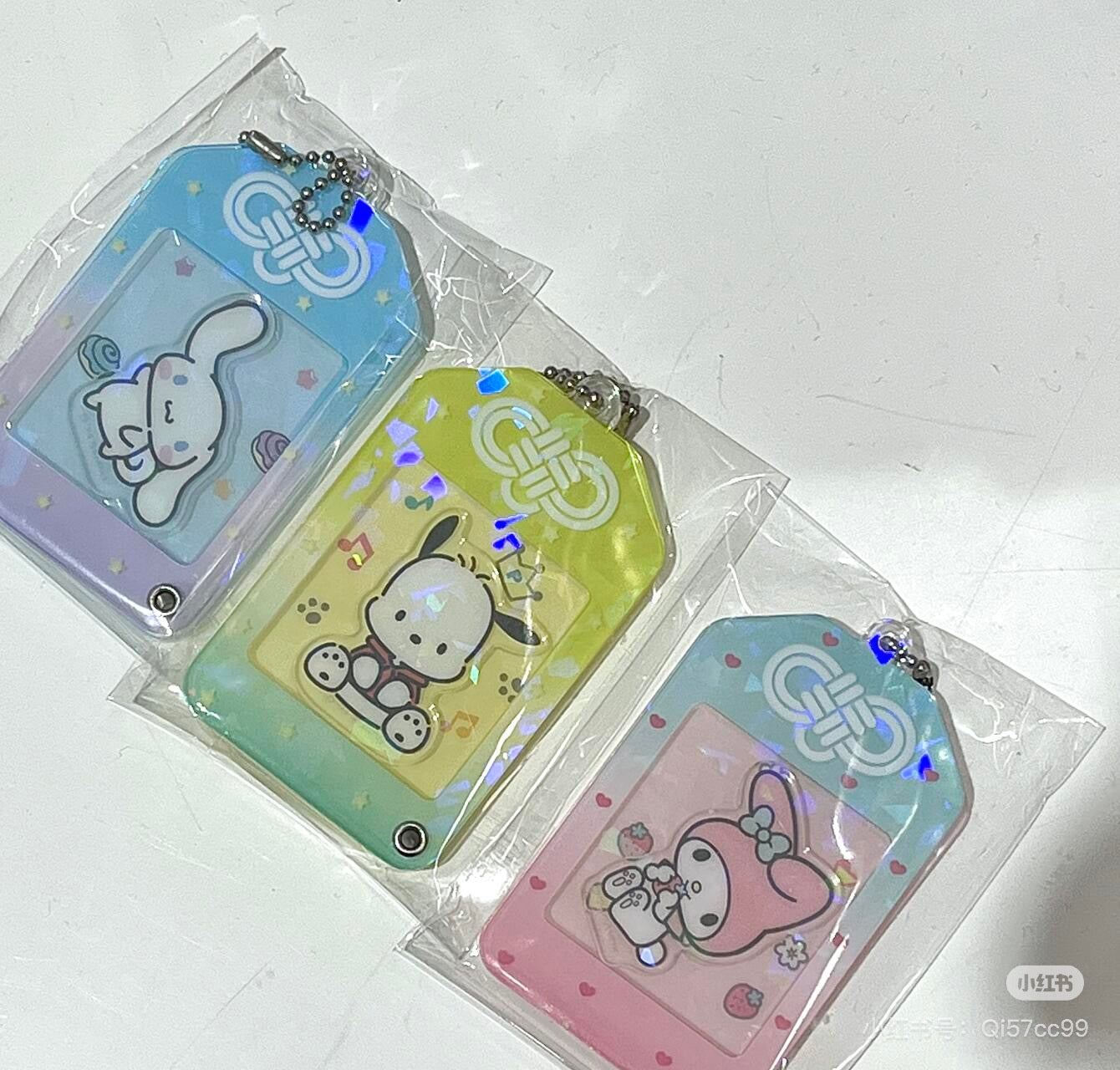 Sanrio三丽鸥｜Custom Acrylic Charm Amulet Blind Box新年开运御守偏光亚克力摇摇乐吊饰盲盒/全8种｜1枚入