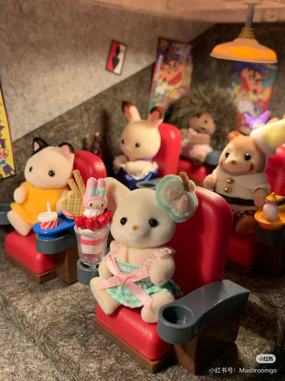 【limit 1】SylvanianFamilies｜Movie Theater Babies Rabbit Cat Theatre Set BLUE&amp;RED 蓝色&amp;红色戏院剧场/皮沙发/影院/爆米花套盒