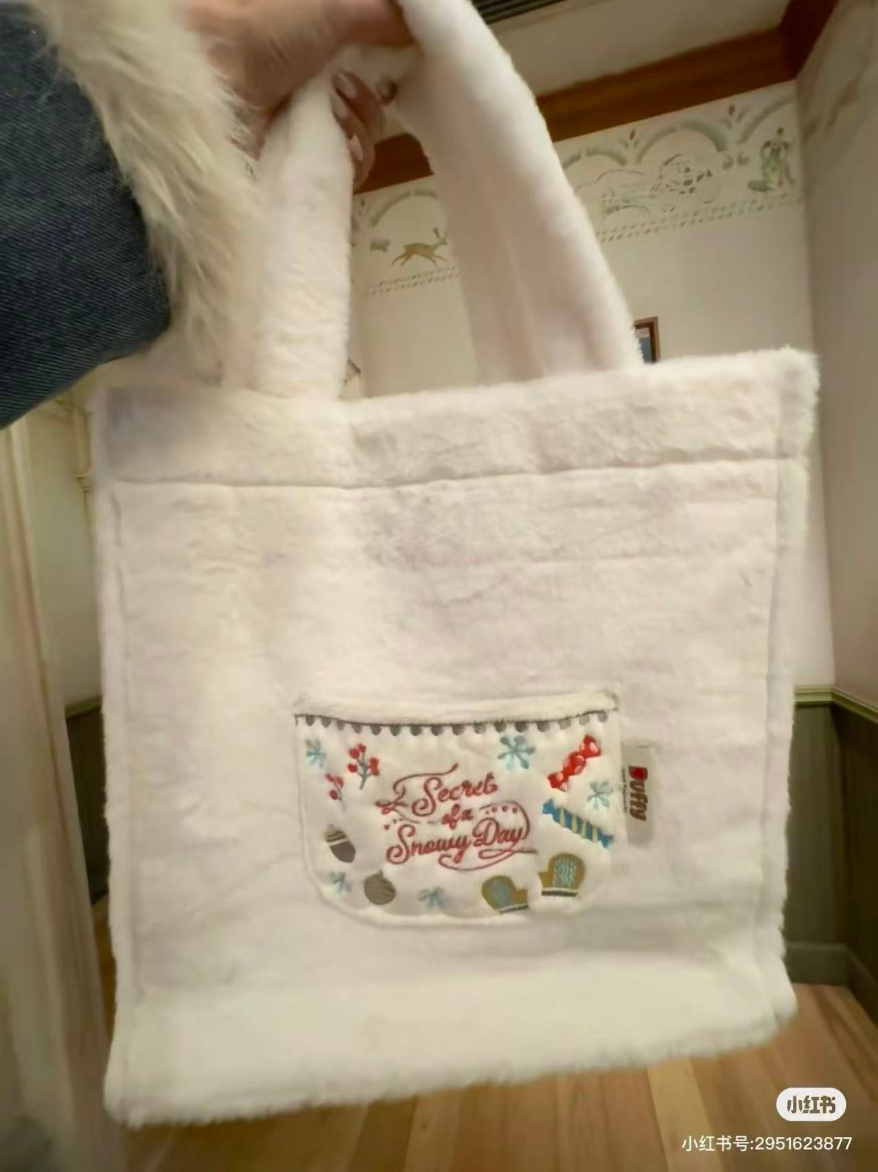 Disney｜winter tote bag
