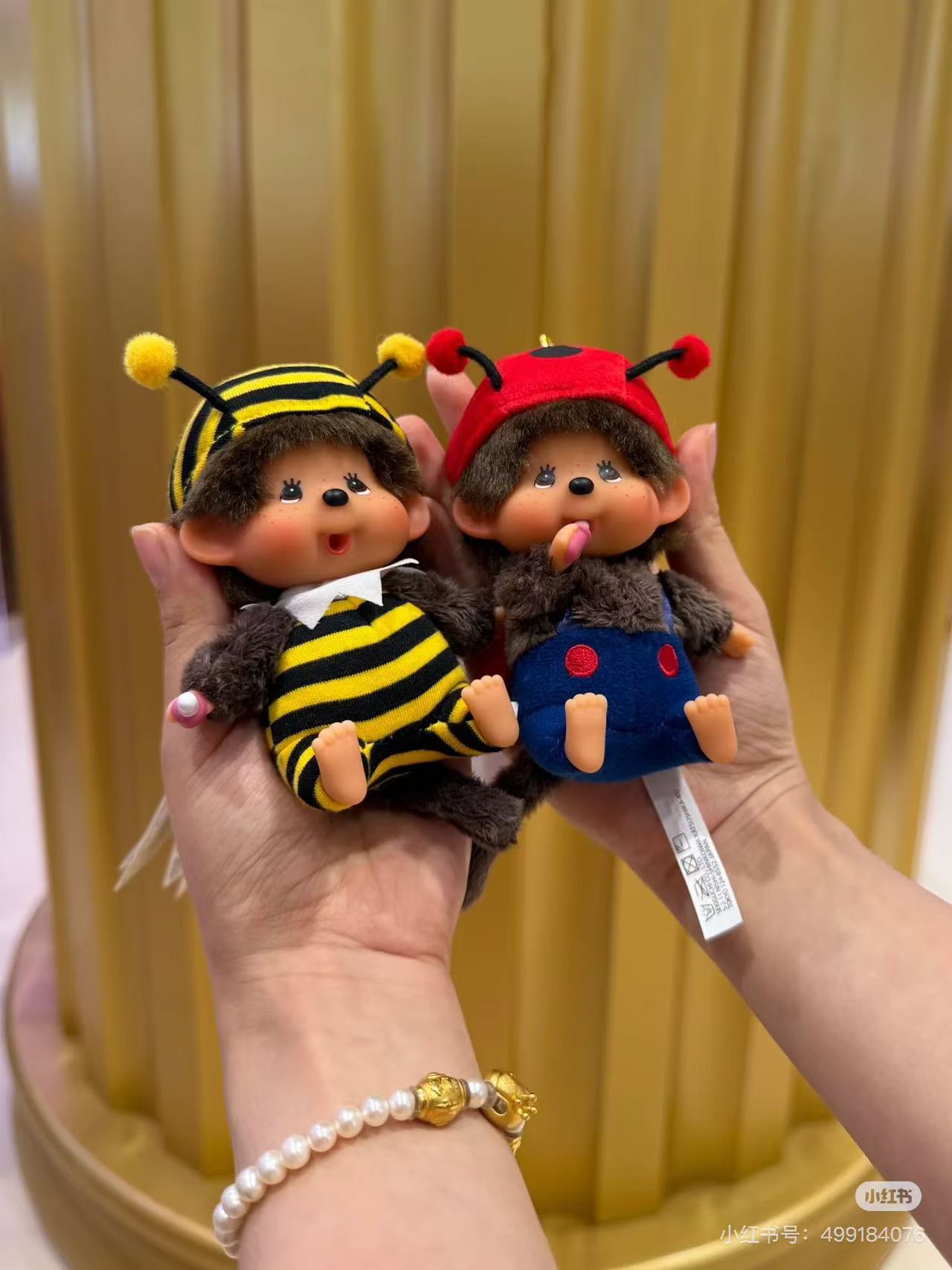 Monchhichi｜ Kao Deka  Mascot Holder /Plush Keychain｜H11 x W8 x D6cm approx.