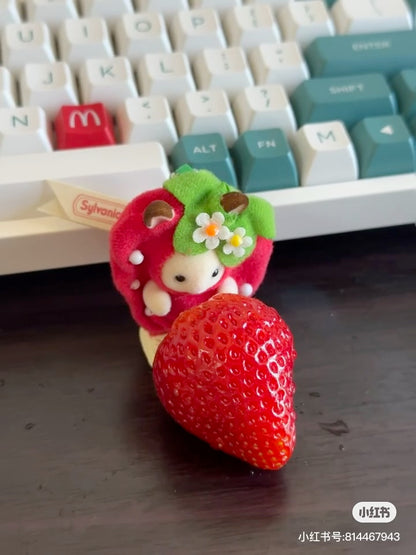 【limit 1】SylvanianFamilies｜Calico Critters Chocolate Rabbit Strawberry Keychain