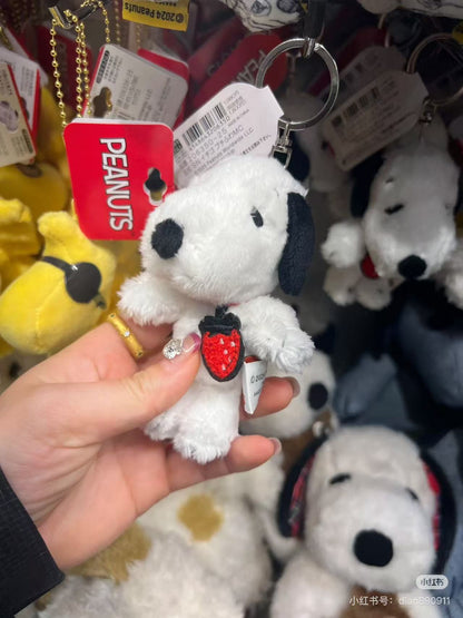 Snoopy｜Strawberry Mascot Holder /Plush Keychain｜H12 x W7 x D7cm approx.