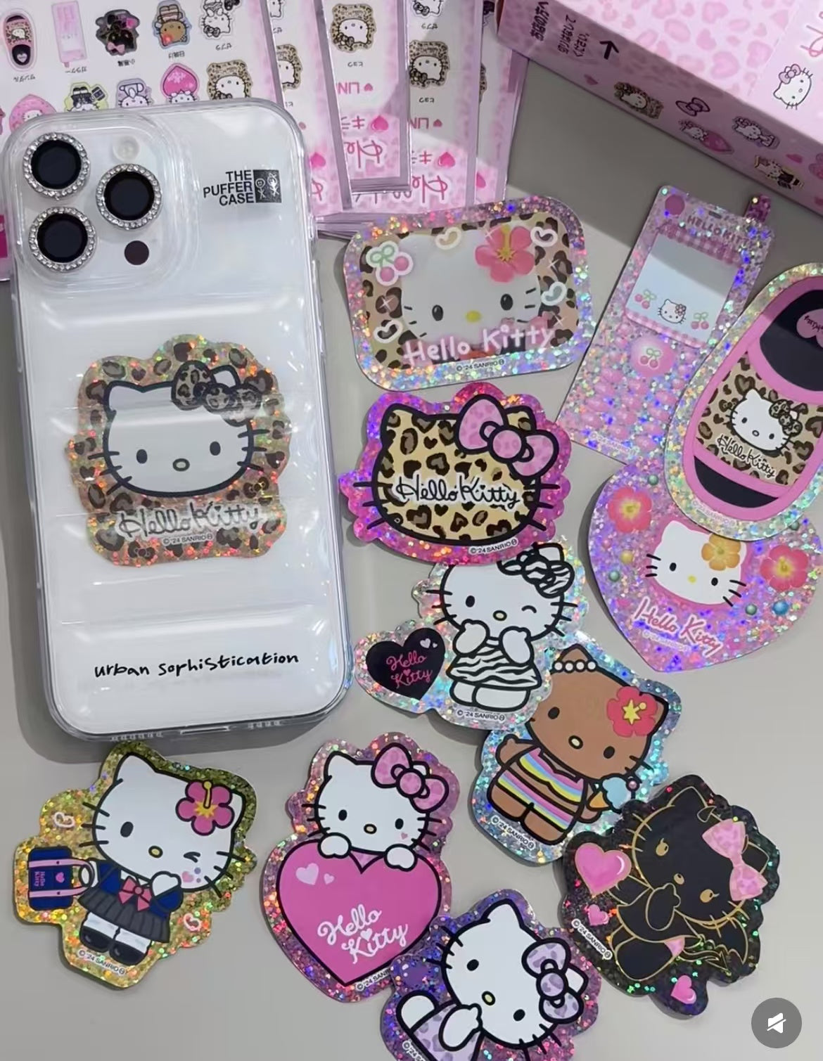 Sanrio三丽鸥｜Secret Glitter Sticker - Hello Kitty : Gogo Gal Collection Blind Box黑皮/豹纹偏光贴纸盲盒/全12种｜1枚入