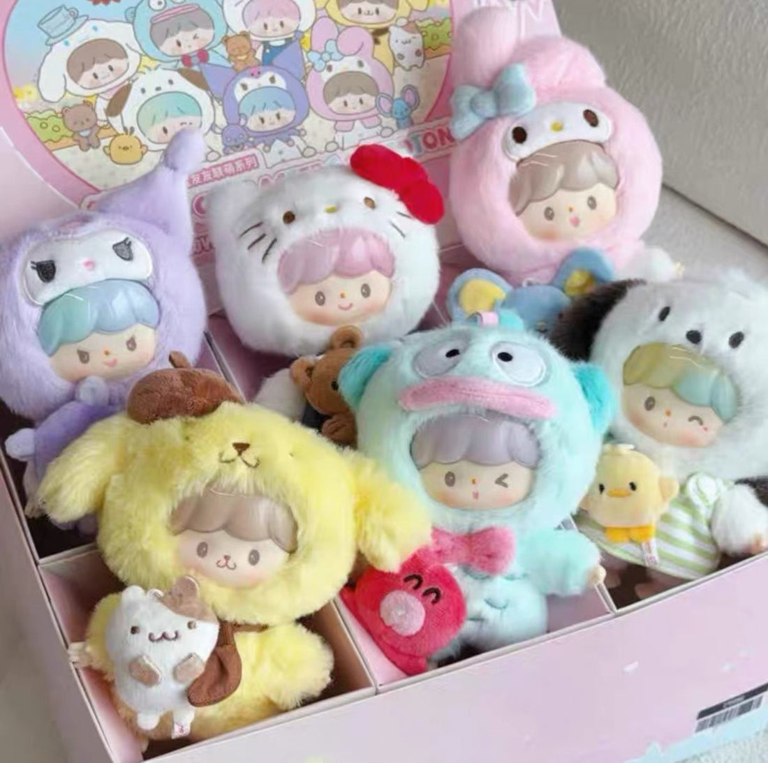 FINDING UNICORN zzoton Sanrio Characters Love League Buddies Series Vinyl Plush keychain Blind Box
