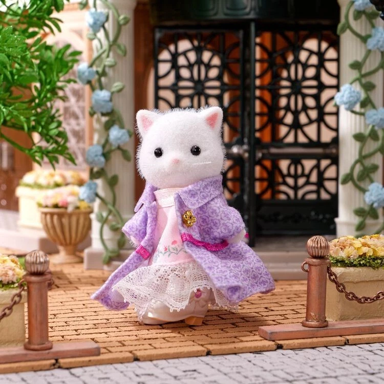 SylvanianFamilies｜Town Series Coordination Set Persian Cat Older Sister