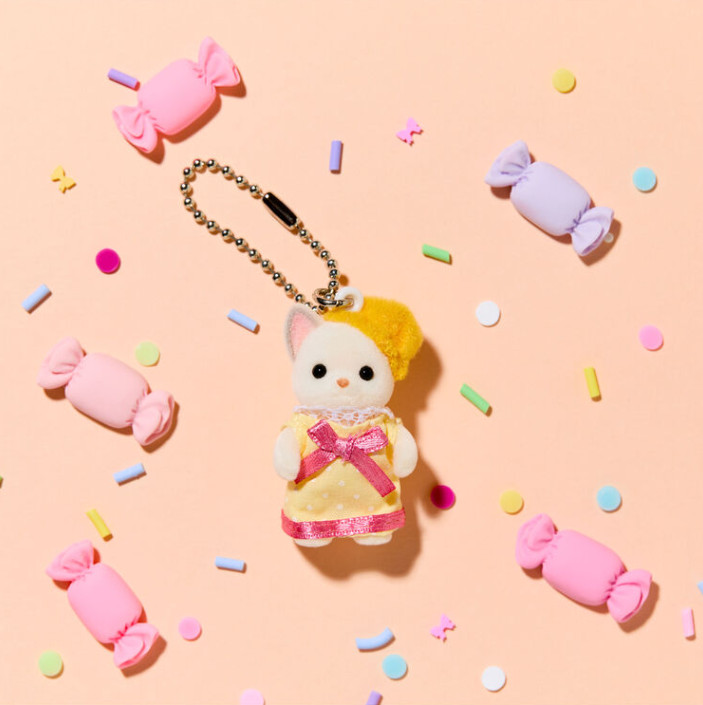 【limit 1】SylvanianFamilies｜Chihuahua Key Chain Yellow Dress Epoch Calico Critters