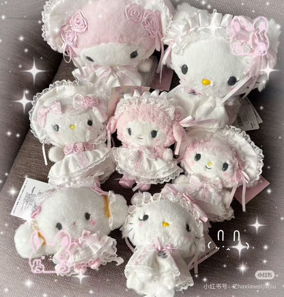 【Restock incoming】Sanrio｜White Frill Design Mascot Holder /Plush Keychain｜13.5×7.5×18cm approx.