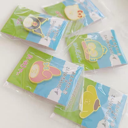 Sanrio｜Oekakisan ×Sanrio Pin Badge｜H20 x W25 approx.