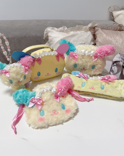 Sanrio｜GRL Characters Collaboration Curly Fur Head Dress Mascot Holder /Plush Keychain｜170x140x40mm approx.
