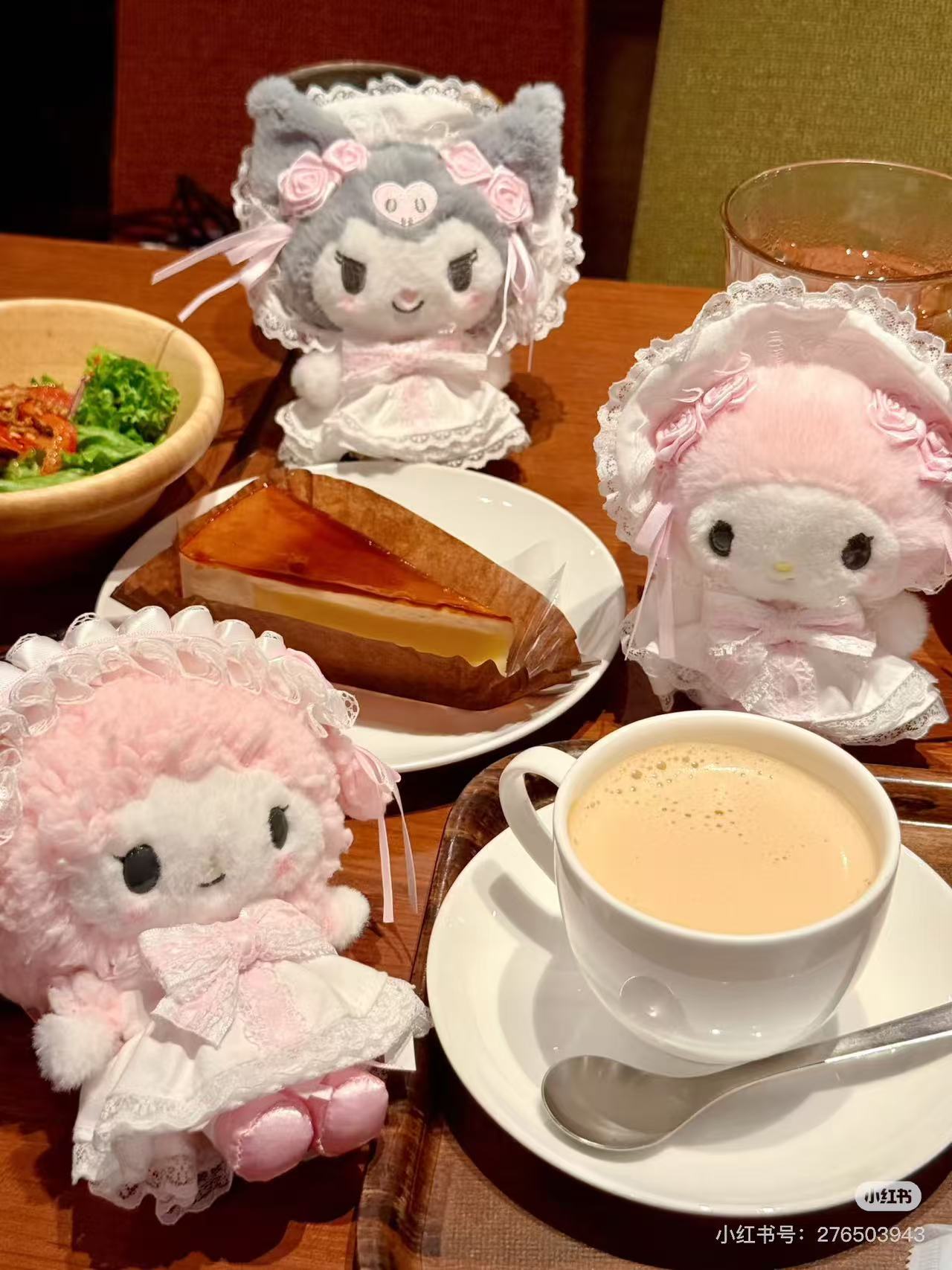 【Restock incoming】Sanrio｜White Frill Design Mascot Holder /Plush Keychain｜13.5×7.5×18cm approx.